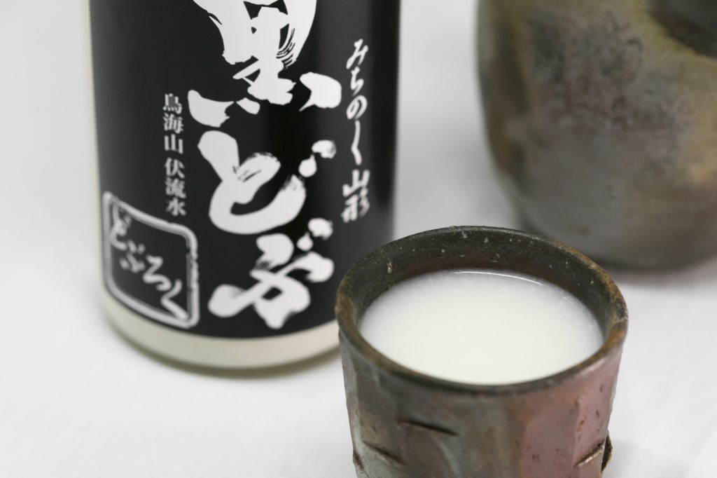 みちのく山形のどぶろく　黒どぶ、商品イメージ