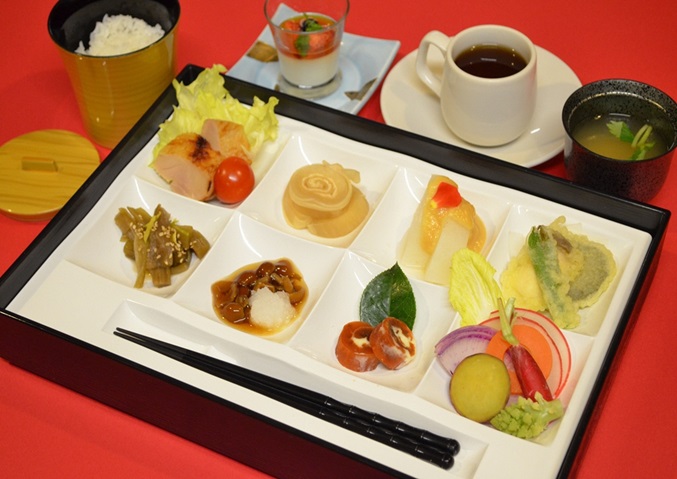 季節の彩りランチ