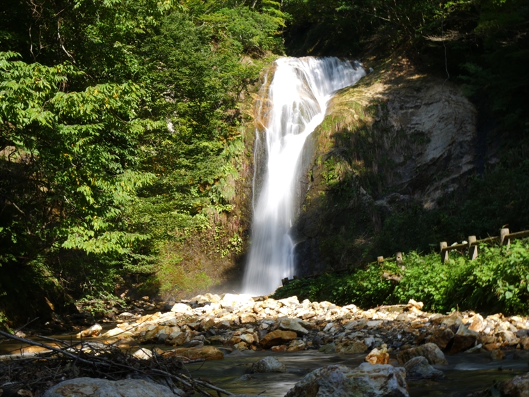 赤田大滝（秋田県由利本荘）