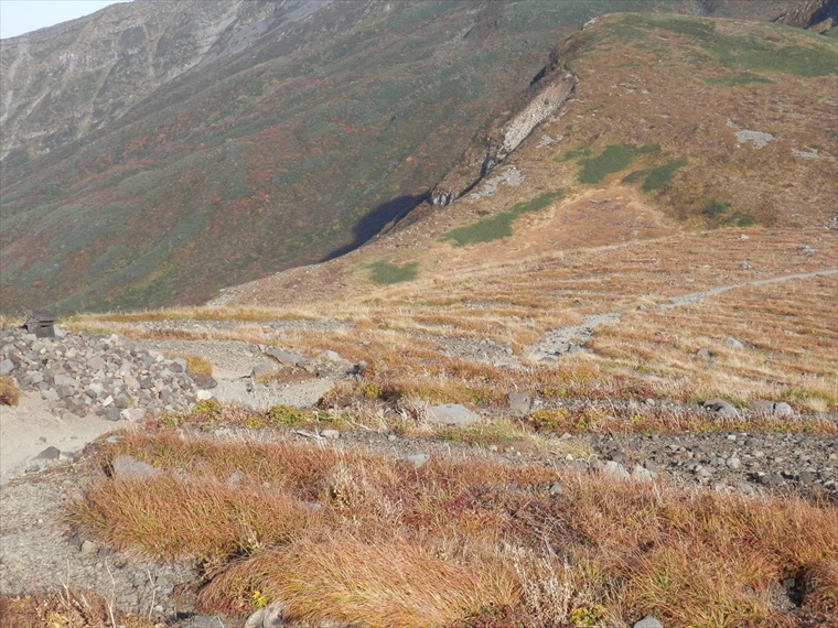 （周氷河地形）御田ヶ原の流土階段【山形県】