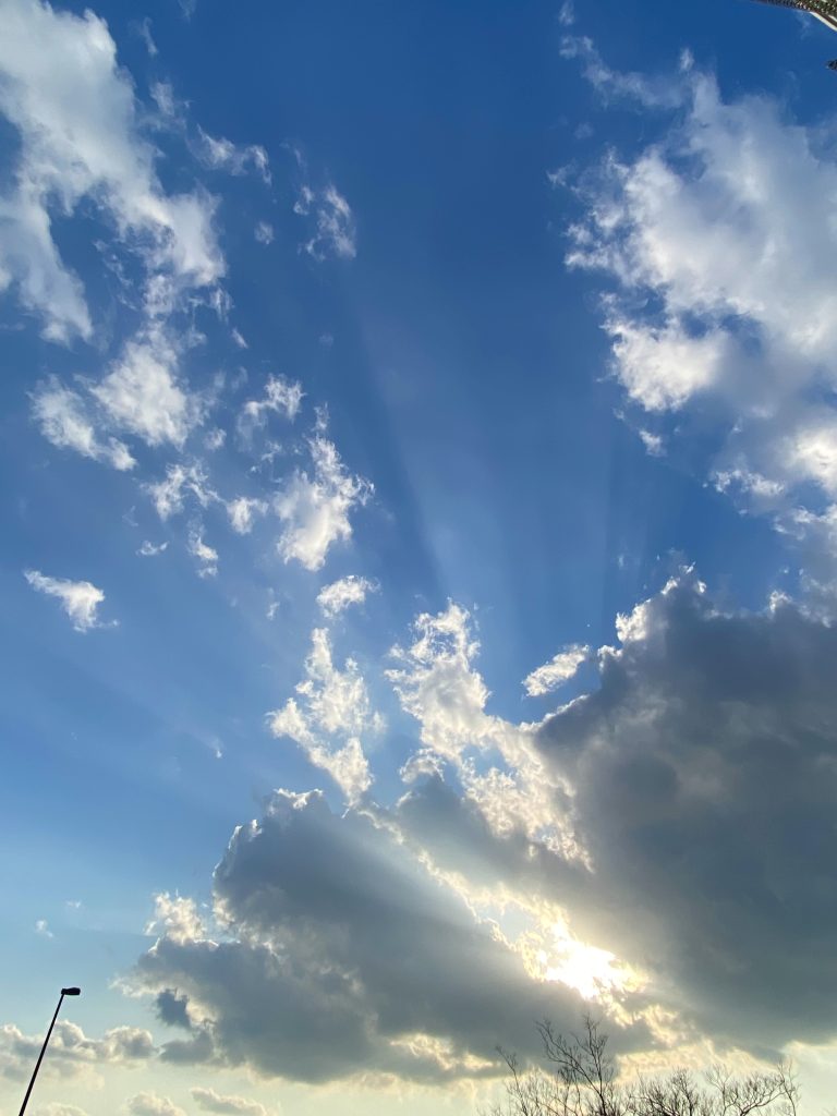 佐々木恭子氏が撮影したジオパークの空の写真